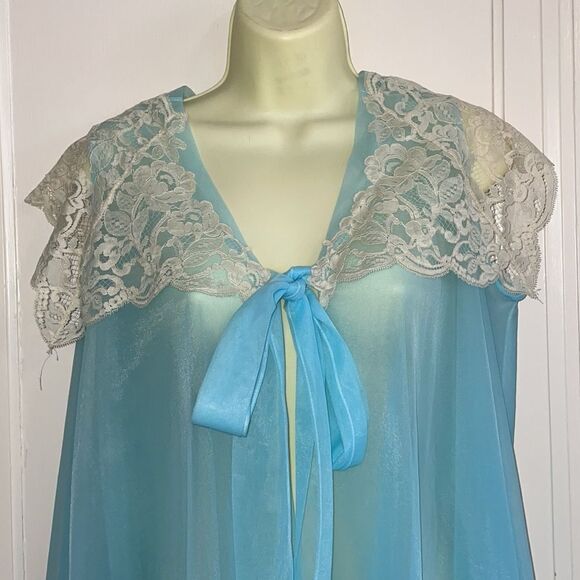 Vtg Henson Kickernick light blue sleeveless double layer nylon robe - Picture 2 of 10